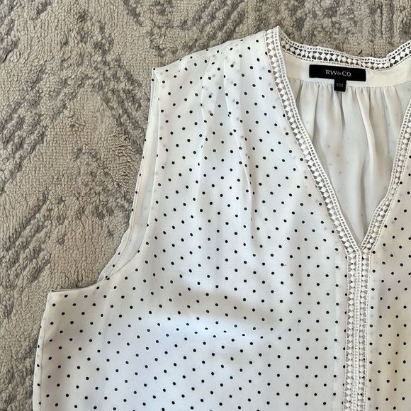 White with black polka dots silky tank top - Picture 2 of 2
